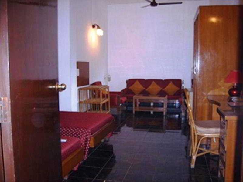 The Cottage Bombay Exterior foto